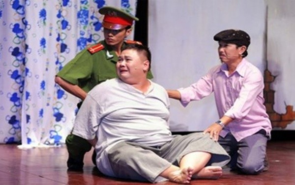 Có một Minh Béo 'cống hiến' đằng sau tai tiếng tấn công tình dục ảnh 1