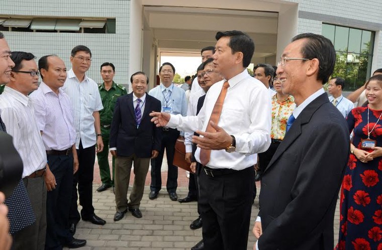 Ông Đinh La Thăng gợi ý mời ‘bầu Đức’ làm giảng viên ảnh 1