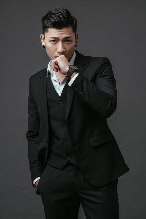 'Bộ tứ nam thần' làng mẫu Việt và kế hoạch 8/3 bên người yêu dấu ảnh 7