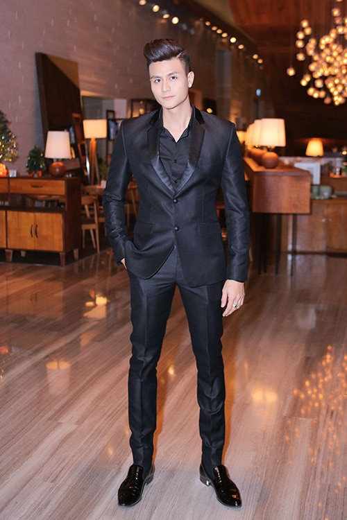 'Bộ tứ nam thần' làng mẫu Việt và kế hoạch 8/3 bên người yêu dấu ảnh 2