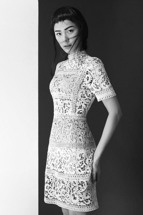 Hạ Vi 'táo bạo' khoe vòng một gợi cảm khi Cường Đô la bên Hà Hồ ảnh 7