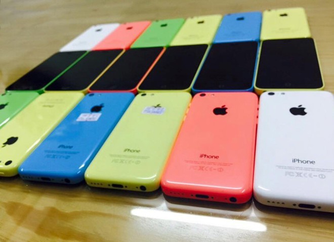 iPhone 5C giá 2 triệu đồng tràn về Việt Nam ảnh 1