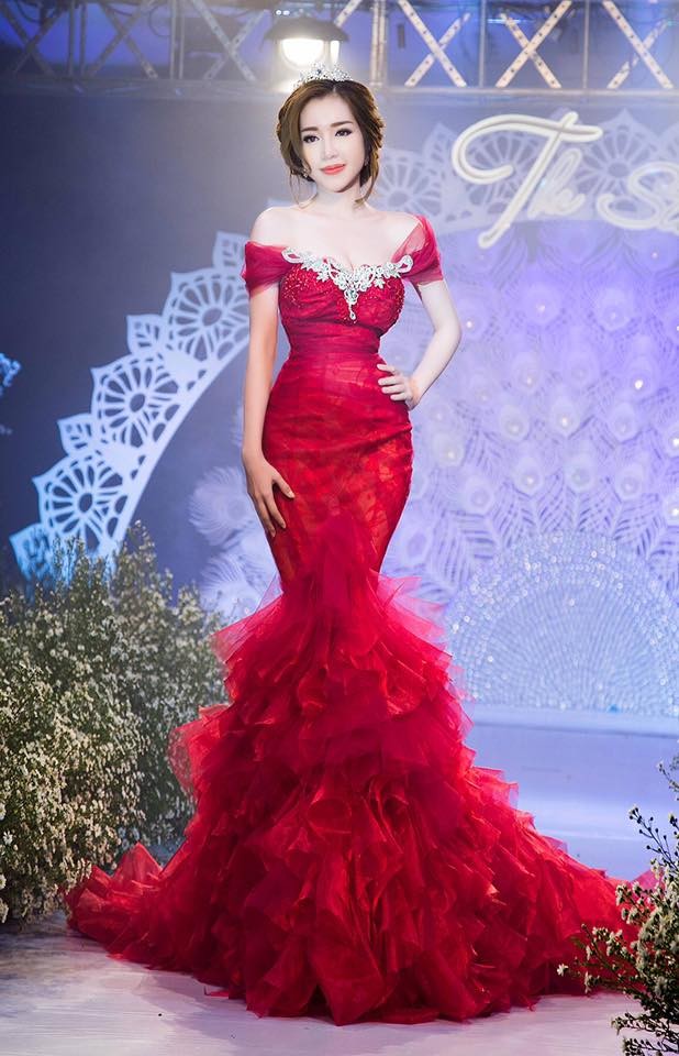 Elly Trần 'áp đảo' Á hậu Huyền My bằng body vạn người mê ảnh 5