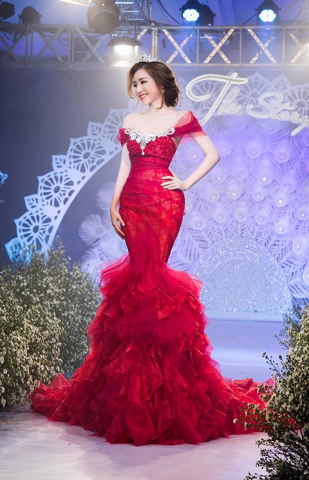 Elly Trần 'áp đảo' Á hậu Huyền My bằng body vạn người mê ảnh 6