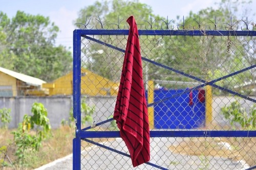 Hàng trăm học viên cai nghiện trốn trại phá hoại tài sản của dân ảnh 2