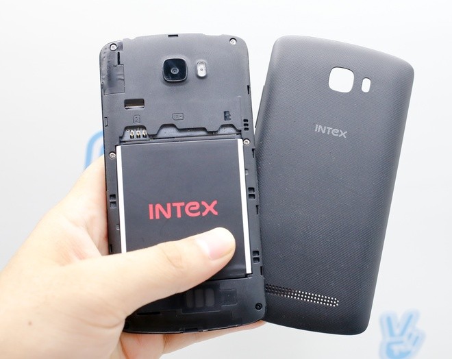 Aqua Lite – điện thoại thông minh giá chưa tới 1 triệu đồng ảnh 2