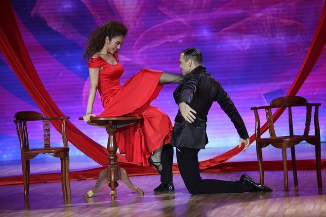 Jennifer Phạm, Khánh My ngậm ngùi nhìn ca sĩ ST đăng quang BNHV ảnh 8