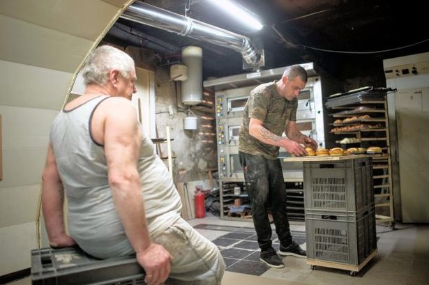 Bán tiệm bánh mì cho người vô gia cư chỉ với...1 euro ảnh 3