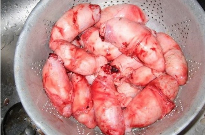 10 món ăn khủng khiếp con người vẫn ăn hàng ngày ảnh 6