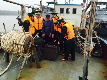 Hành trình truy bắt tàu Trung Quốc mang dấu hiệu lạ ảnh 2