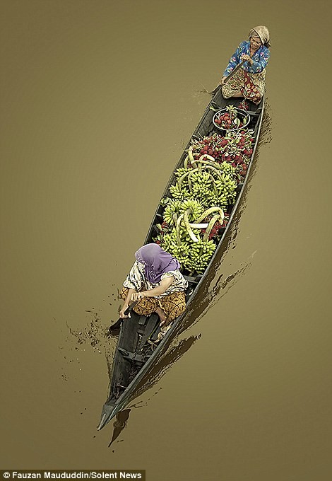 Cuộc sống thường ngày ở chợ nổi Indonesia ảnh 6