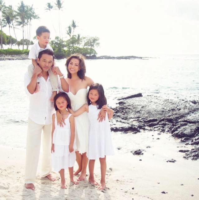 Siêu mẫu Ngọc Thúy tung ảnh cưới nội y nóng bỏng lên xe hoa lần 2 ảnh 5