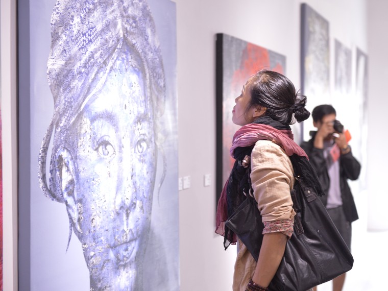 Chiêm ngưỡng 28 bức chân dung ấn tượng thị giác mạnh mẽ của họa sĩ Thái Lan ảnh 19