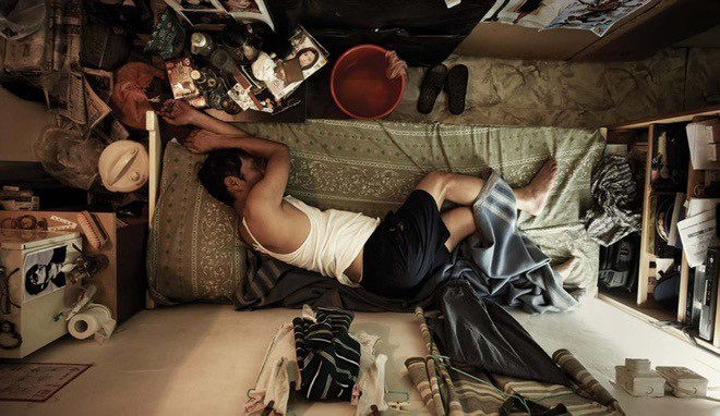 Nhà trọ quan tài TP.HCM - Bài 2: Những người sống trong 'quan tài' ảnh 7