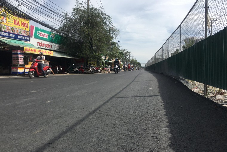 Từ phản ánh của Ngày Nay: Đường Lương Định Của hư hỏng đã được lắp cống, trải nhựa an toàn ảnh 2