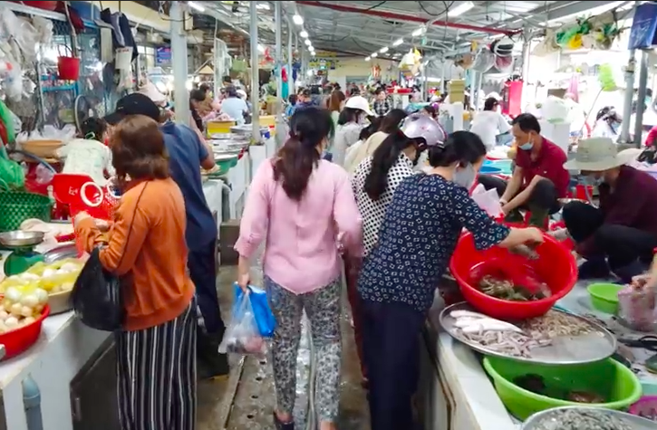 7 ngày, 7 chợ, 7 niềm tâm tư cuối năm của tiểu thương ảnh 5