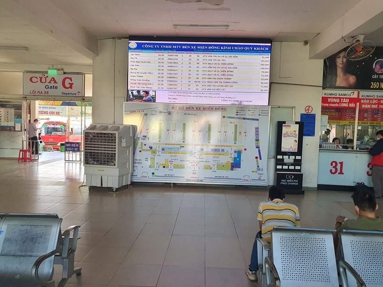 Tết Tân Sửu 2021: Vé xe tăng giá, bán chậm ảnh 1