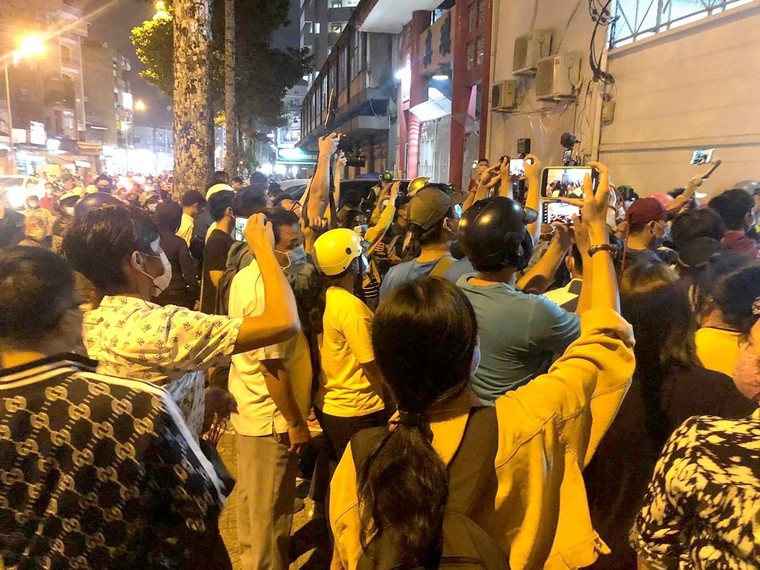 “Ký sinh trùng” YouTube - Bài 1: Ký sinh từ đám ma đến đám cưới ảnh 1