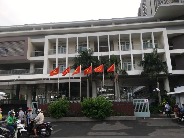 TP.HCM: Hai thiếu niên bị tra tấn dã man tại phòng giám thị trường THCS Nguyễn Văn Tố ảnh 1