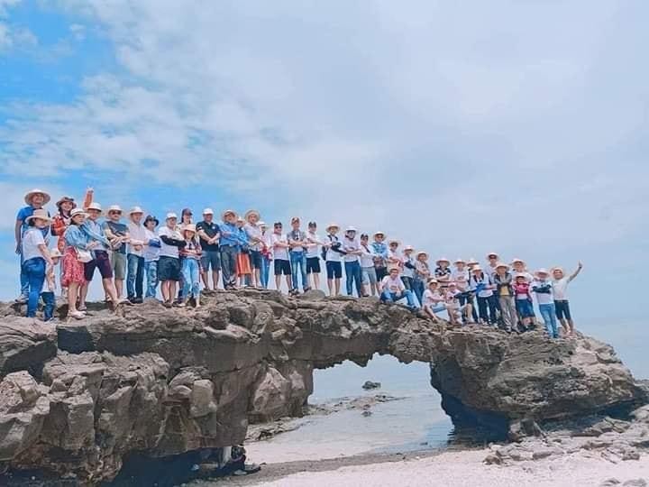 Giẫm đạp di tích ảnh 1