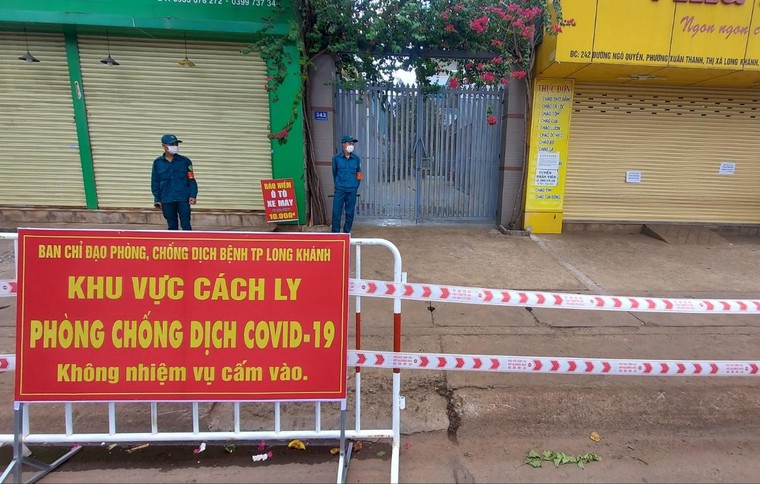 Ca nhiễm Covid-19 ở Đồng Nai: Tạm dừng hoạt động hãng xe chở nữ bệnh nhân số 2.999 ảnh 1