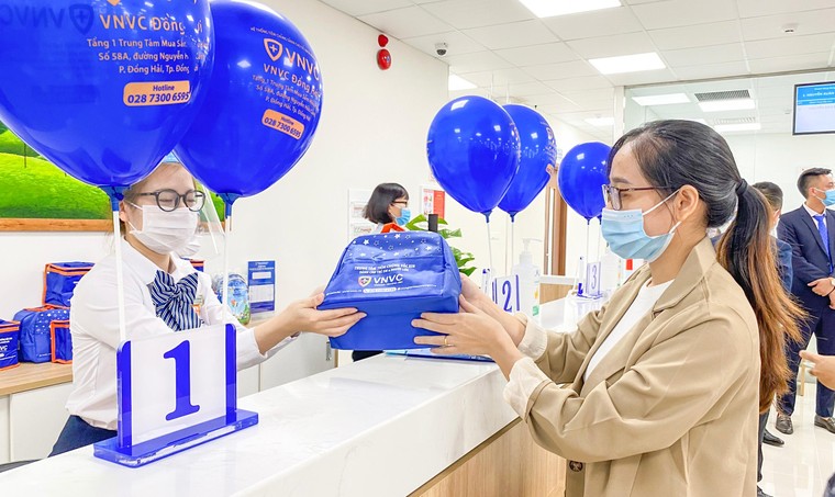 Khai trương Trung tâm Tiêm chủng VNVC Đồng Hới ảnh 2