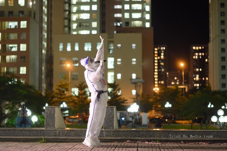 Ca sĩ Quốc Đại: "Không nhìn thấy mặt, nhưng trái tim đã chạm trái tim" ảnh 3