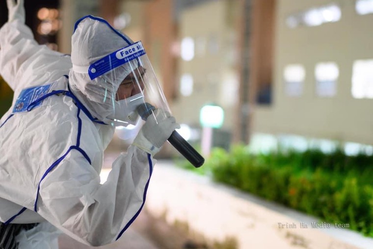 Ca sĩ Quốc Đại: "Không nhìn thấy mặt, nhưng trái tim đã chạm trái tim" ảnh 5