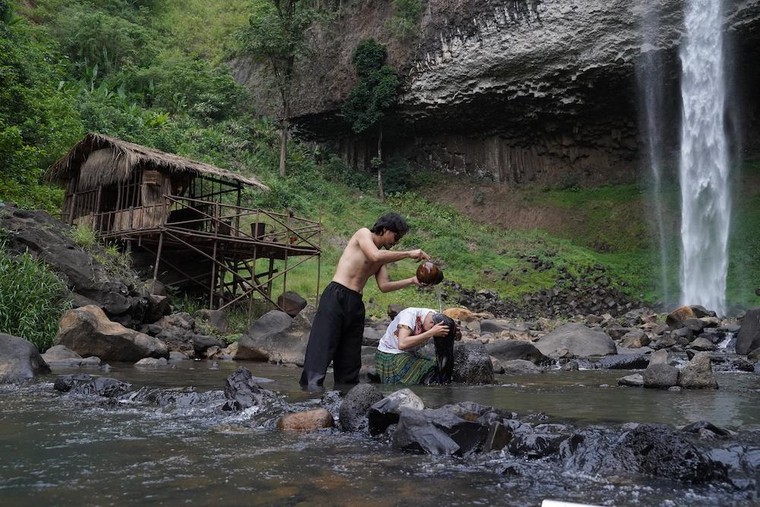 "Bão Ngầm" qua lời kể của đạo diễn Đinh Thái Thuỵ ảnh 6