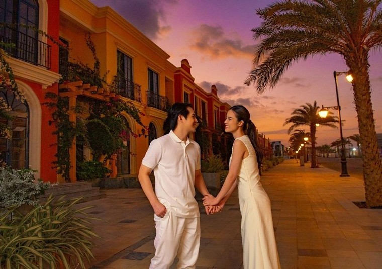 Đông Nhi – Ông Cao Thắng tận hưởng kỳ nghỉ tại NovaWorld Phan Thiet ảnh 9