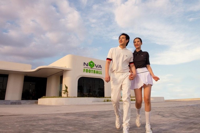 Đông Nhi – Ông Cao Thắng tận hưởng kỳ nghỉ tại NovaWorld Phan Thiet ảnh 7
