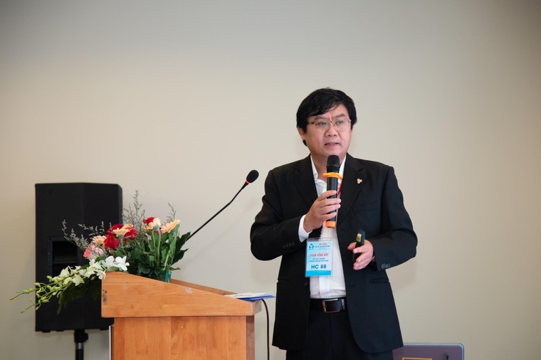 Cựu sinh viên trợ giúp sinh viên vay vốn học tập và start-up ảnh 2