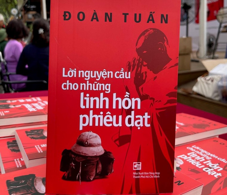 Tấm lòng từ bi trong “Lời nguyện cầu cho những linh hồn phiêu dạt” ảnh 2