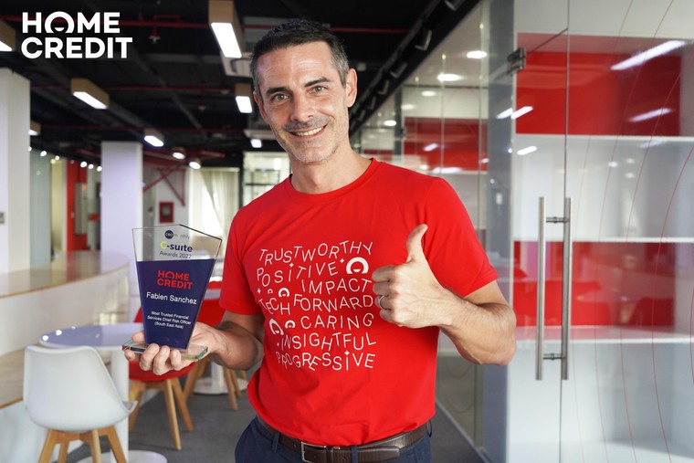 Giám đốc quản lý rủi ro Home Credit Việt Nam vinh dự đạt giải thưởng C-Suite Award ảnh 1
