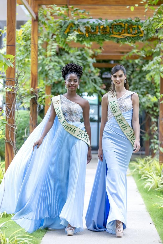 Hai Miss Earth yêu thích không gian sống chan hoà thiên nhiên ở Aqua City ảnh 2