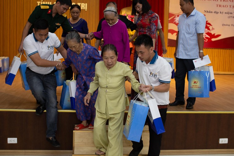 Hành trình tri ân những người có công với cách mạng của CVI Pharma ảnh 4