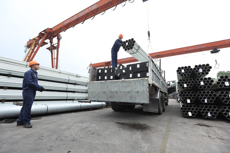 Hòa Phát ghi nhận 12.229 tỷ đồng lợi nhuận sau thuế trong 6 tháng đầu năm ảnh 2