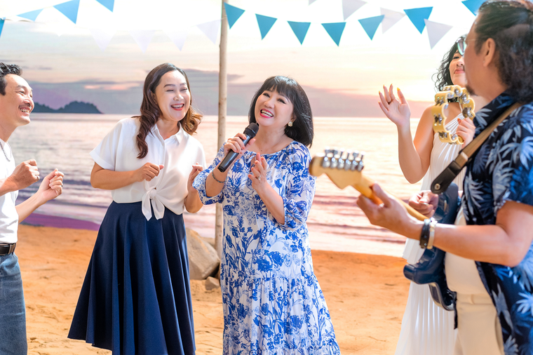 Những chia sẻ của Cece Trương về MV “Thanh xuân mãi cháy” của cặp đôi nghệ sĩ Cẩm Vân - Khắc Triệu ảnh 3