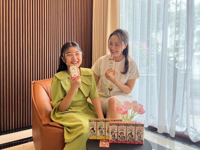 Diễn viên Hồng Diễm: “Thành công của tôi là được nhìn các con vui khỏe lớn khôn” ảnh 2