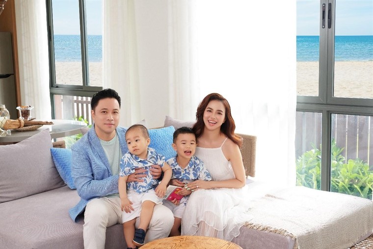 Victor Vũ – Đinh Ngọc Diệp hài lòng với quyết định đầu tư tại NovaWorld Ho Tram ảnh 4