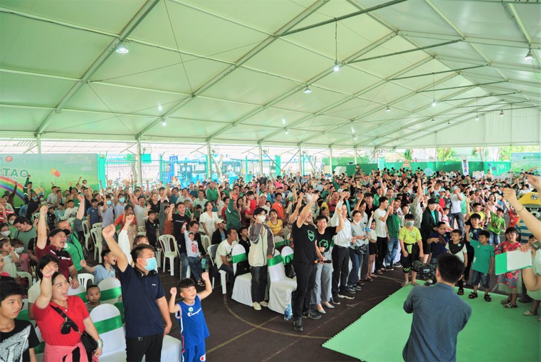 Màu xanh Grab phủ kín SVĐ Hoa Lư tại Ngày hội gia đình dành cho đối tác nhân ngày Quốc tế Thiếu nhi ảnh 5