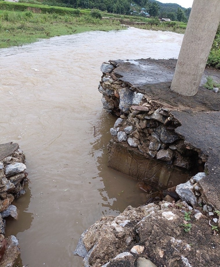 Ảnh hưởng từ diễn biến mưa lũ, sạt lở đất một số khu vực đến vận hành nguồn và lưới điện ảnh 4