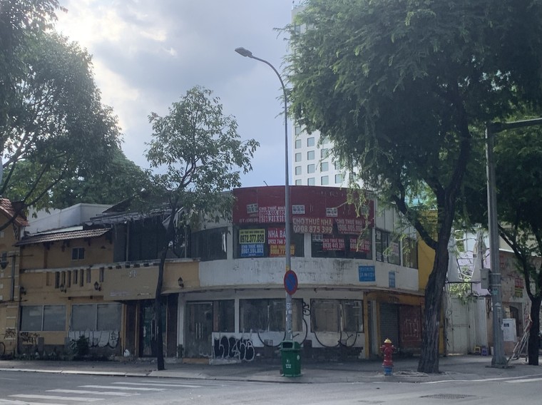 Mặt bằng trung tâm TP.HCM ế ẩm, vắng bóng khách thuê ảnh 4