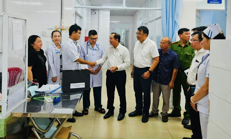 Sở Y tế TP.HCM: Cần xử lý nghiêm hành vi tấn công, nhục mạ nhân viên y tế ảnh 1