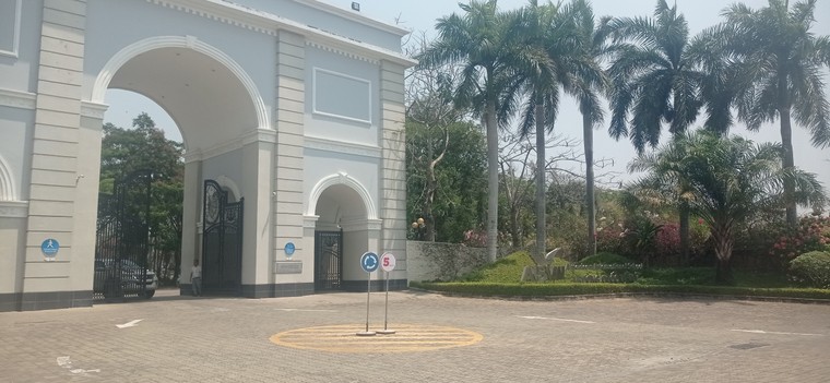 Hoạt động theo kiểu trường Quốc tế Mỹ: Nửa nạc nửa mỡ (?!) ảnh 1