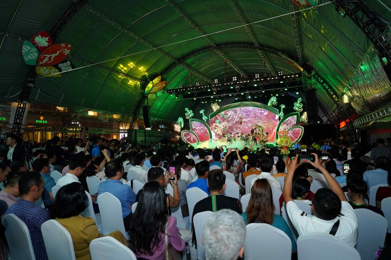 Nam A Bank đồng hành cùng TP.HCM phát triển kinh tế xanh ảnh 1