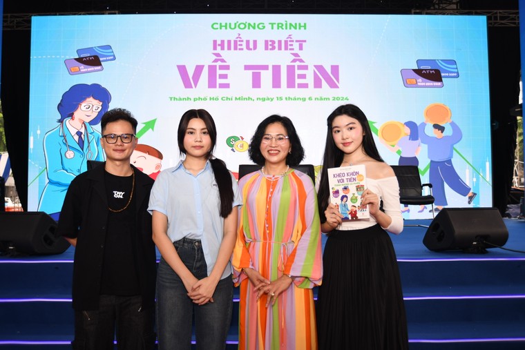 Lan tỏa kỹ năng tài chính cộng đồng qua truyện tranh ảnh 1