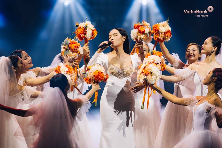 Mỹ Tâm, Hà Anh Tuấn và dàn sao Việt “Sống trọn tinh hoa” cùng VietinBank Premium ảnh 3