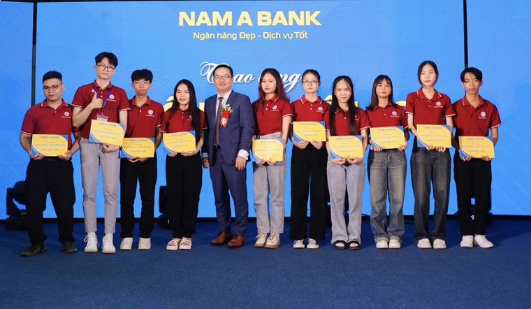 Nam A Bank đồng hành kiến tạo nền giáo dục trọng trách ảnh 2