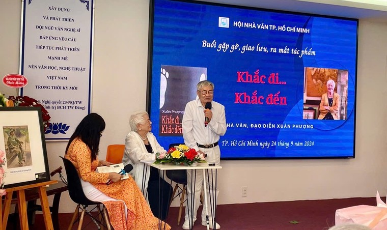 Từ “gánh gánh gồng gồng” vào chiến khu đến “bà đỡ” của họa sĩ trẻ ảnh 3